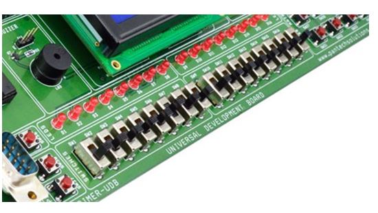Slide_Switch_and_Push_Button_Placement_in_Cyclone3_FPGA_Development_Kit